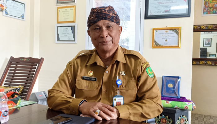 Kepala Dinas Kebudayaan, Pemuda, Olahraga, dan Pariwisata (Disbudporapar) Sumenep, Jawa Timur, Mohammad Iksan. (Foto: Hayat)