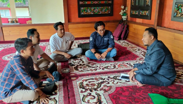 Komunitas Parekas disambut baik Bupati Sumenep, Achmad Fauzi Wongsojudo. (Foto: Dok. warta9.co.id)