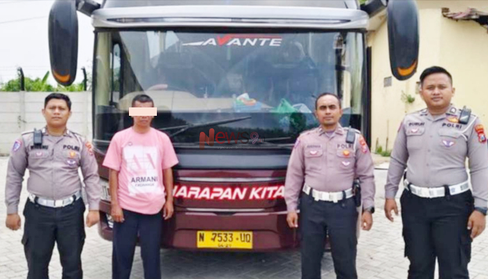 Sopir dan satu unit bus Harapan Kita yang terlibat kecelakaan maut saat menyerahkan diri ke polisi. (Foto: Ist.)