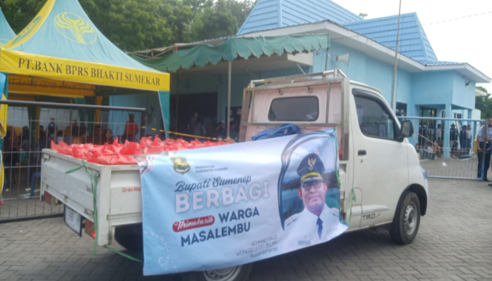 Ratusan paket makanan gratis untuk warga Pulau Masalembu yang sedang melakukan mudik. (Foto: Dok. Warta9)