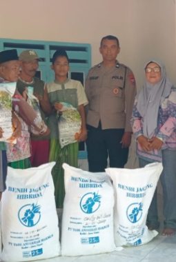 Polri Hadir untuk Petani, Polsek Gapura Kawal Program Ketahanan Pangan di Sumenep