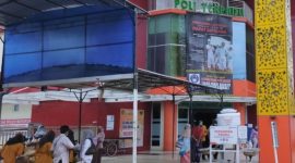 Aktivitas pasien dan petugas di Poli Terpadu RSUD dr. H. Moh. Anwar Sumenep. RSUDMA memperkuat validasi data sebagai upaya meningkatkan kualitas pelayanan dan keselamatan pasien. (Foto: Istimewa)