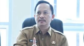 Kepala Bappeda Kabupaten Sumenep, Arif Firmanto, saat memberikan keterangan mengenai upaya pengendalian inflasi daerah dan pentingnya pemanfaatan data BPS sebagai dasar penyusunan kebijakan pembangunan serta strategi penguatan ekonomi di Kabupaten Sumenep.