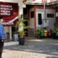 Kepala Bappeda Kabupaten Sumenep, Arif Firmanto, saat menyampaikan amanat dalam upacara peringatan HUT ke-81 Kemerdekaan RI di lingkungan kantor Bappeda Sumenep, Senin (17/8/2026).