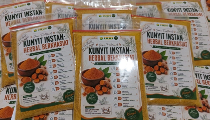 Produk jamu kunyit instan hasil kegiatan HerbalCraft KKN Posko 30 di Dusun Tanodung, Kecamatan Guluk-Guluk, Sumenep. Produk tersebut dibuat dari kunyit segar yang diolah menjadi serbuk herbal instan.